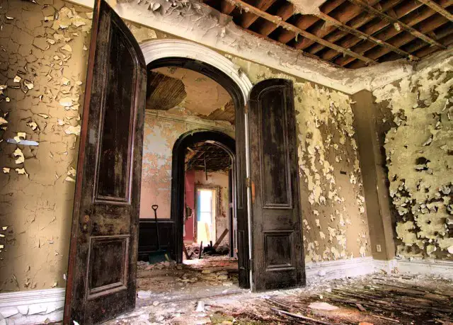 steele mansion abandoned