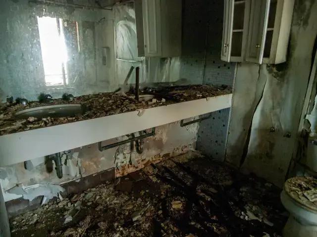steele mansion abandoned