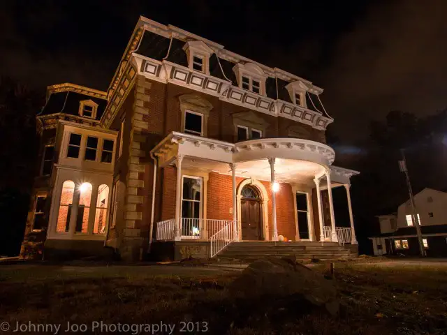 steele mansion restored