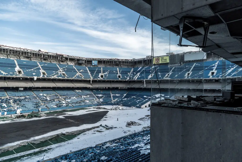 abandoned silverdome stadium in pontiac michigan