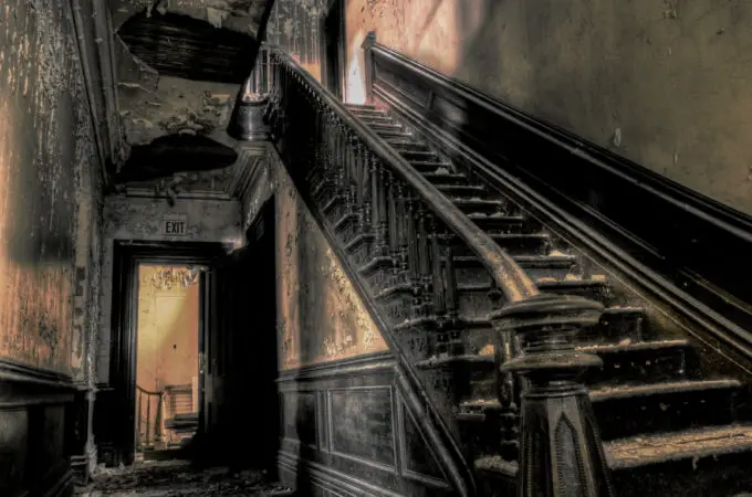 Restoration of the Steele Mansion