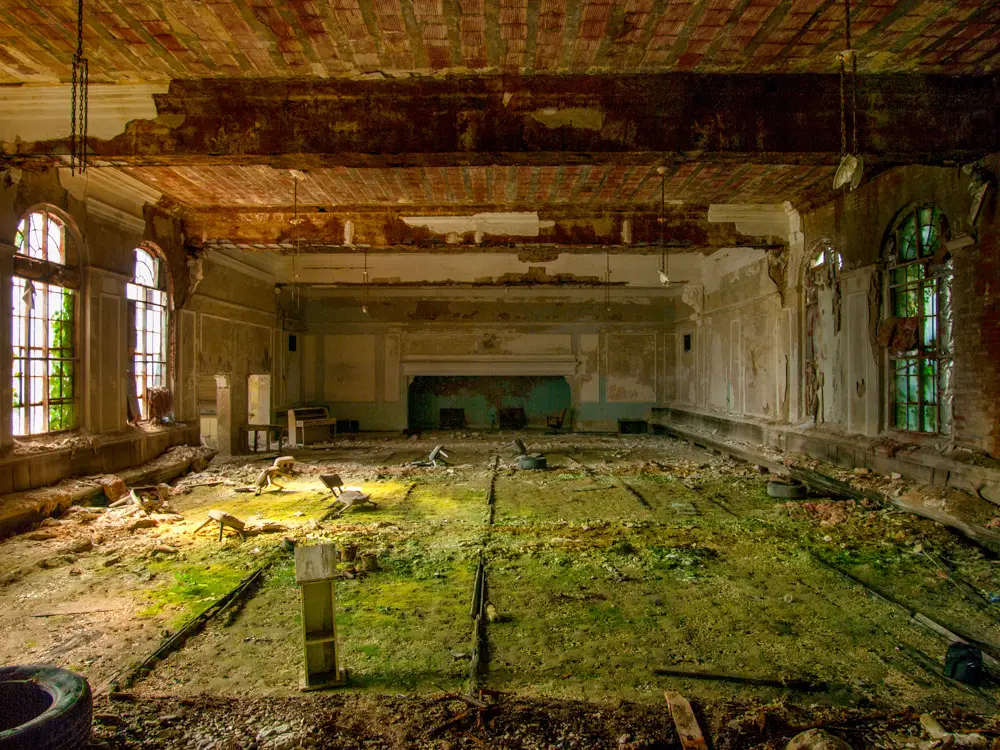 A Beautiful, Forgotten Masonic Temple