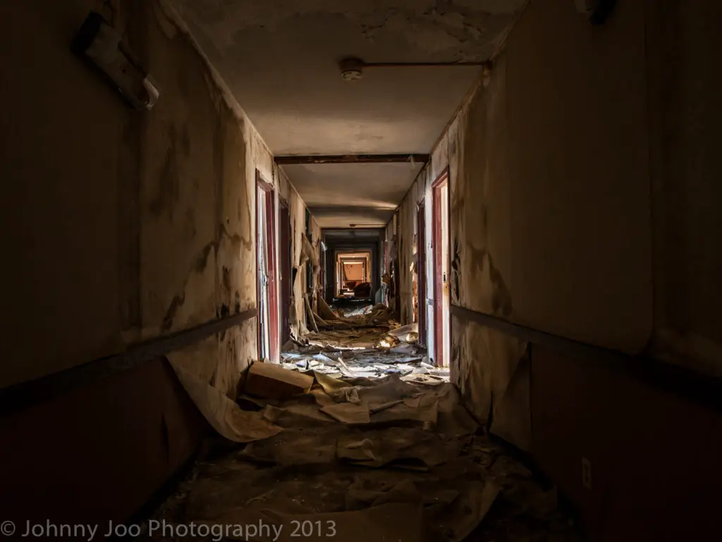 abandoned holiday inn north randall