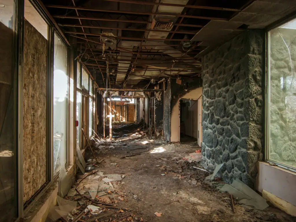 abandoned holiday inn north randall