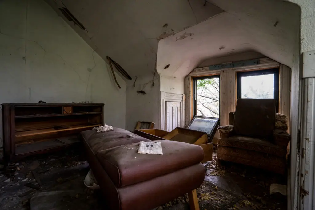 abandoned levi scofield mansion cleveland