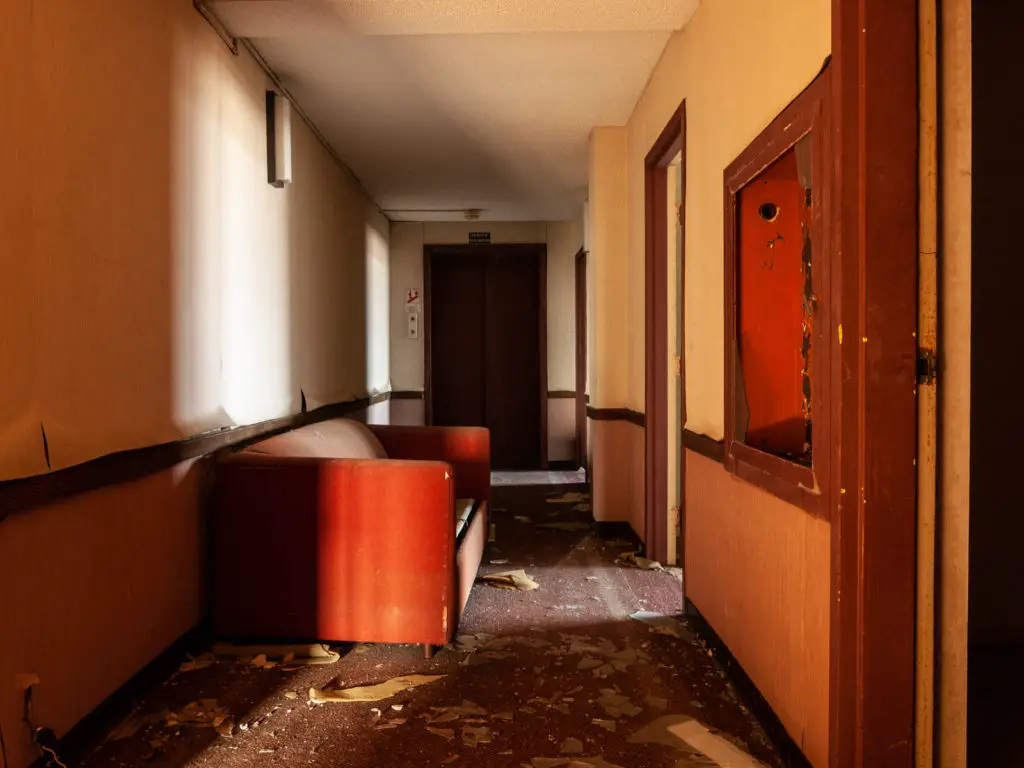 abandoned holiday inn north randall