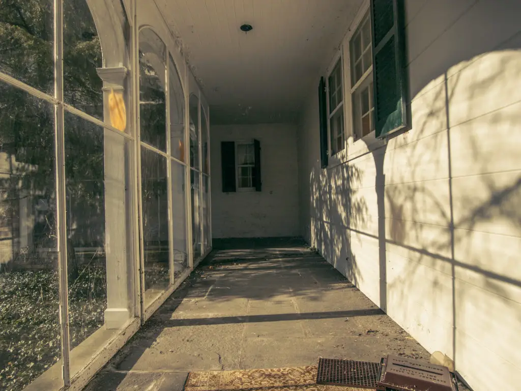 abandoned mansion gale estate mentor ohio