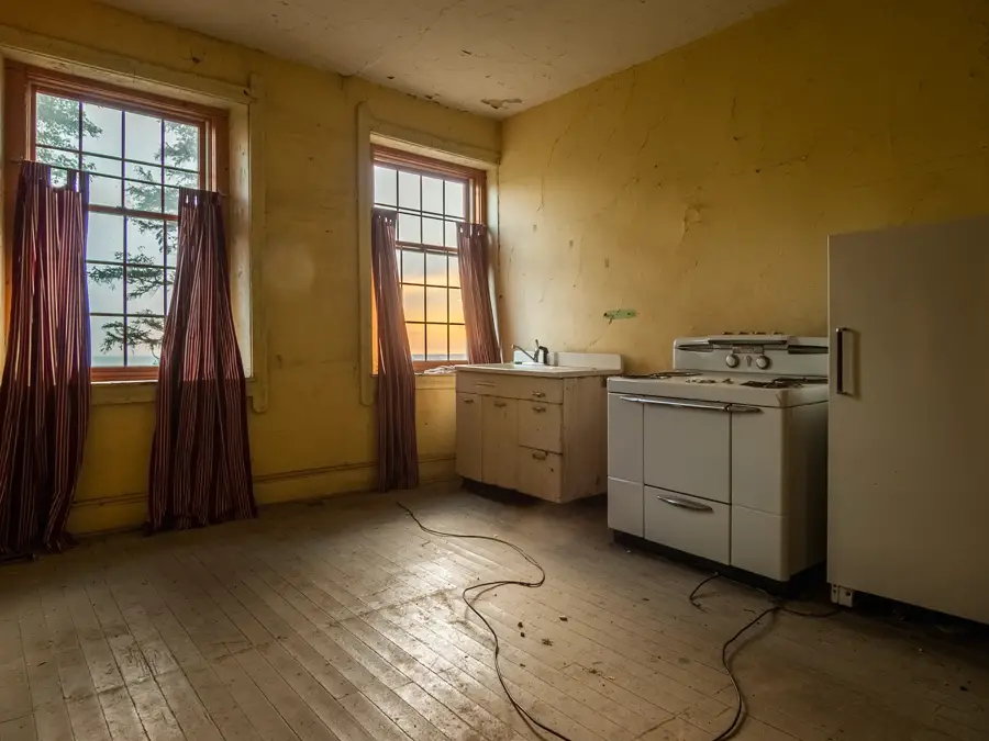 abandoned lorimer parmly mansion perry ohio