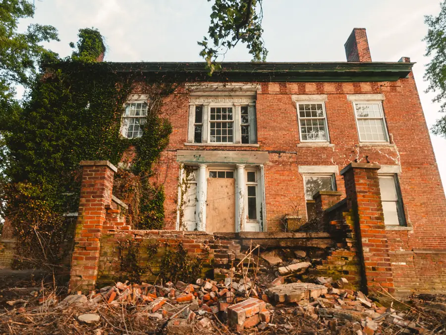 abandoned lorimer parmly mansion perry ohio