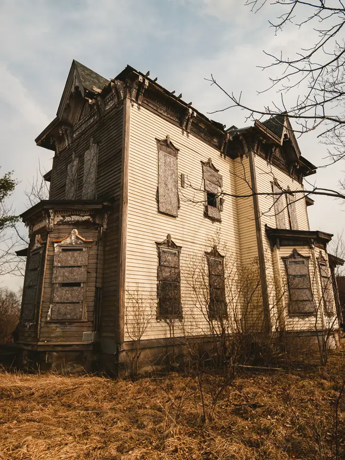 abandoned victorian house nova beach house ohio