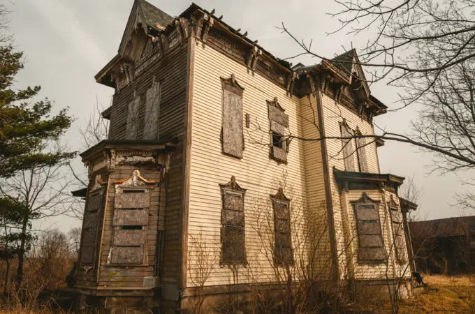 The Nova House: A Historic 1800s Ohio Farmhouse