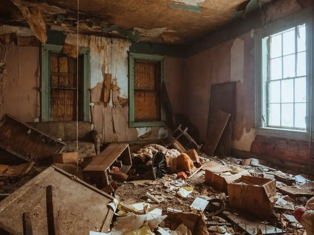 abandoned miles park auto building in cleveland