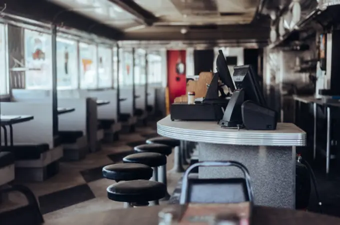 Steel Trolley Diner – One of the Final 50s Diners Built
