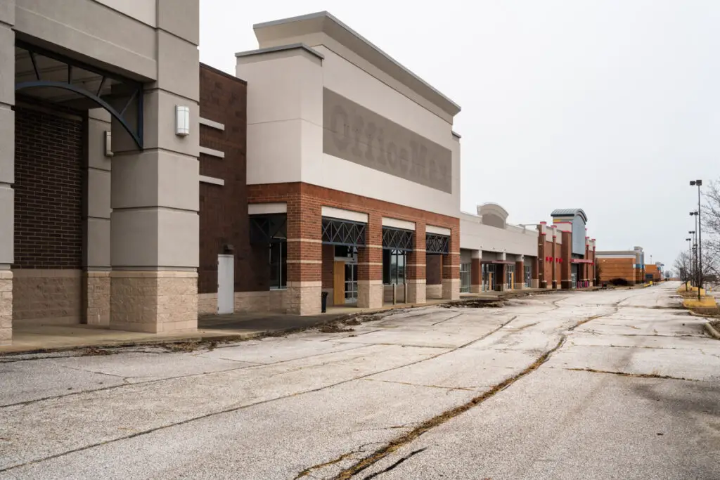 Office max abandoned storefront