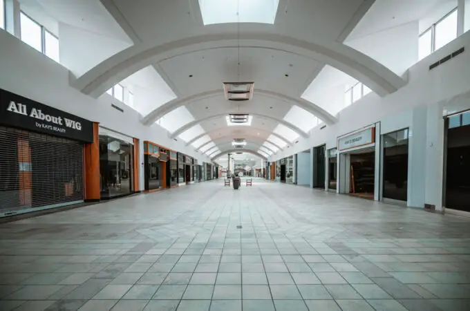 Richmond Town Square Mall