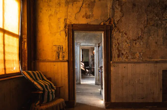 How To Photograph Abandoned Places