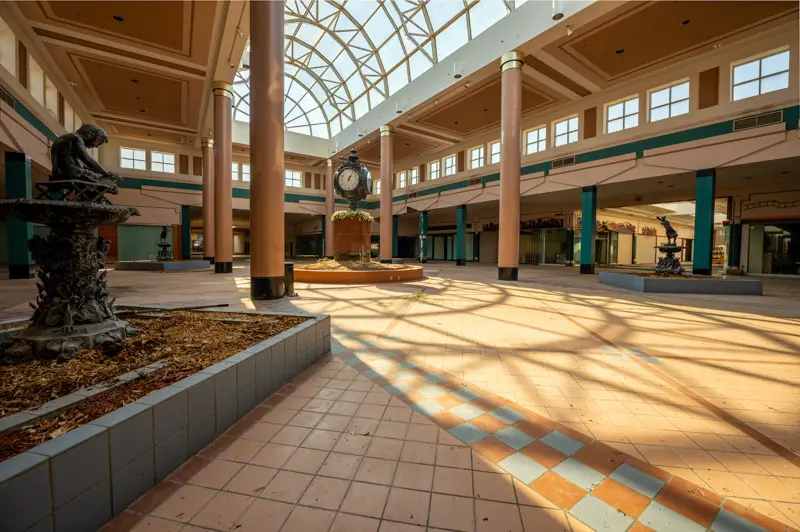abandoned montgomery mall