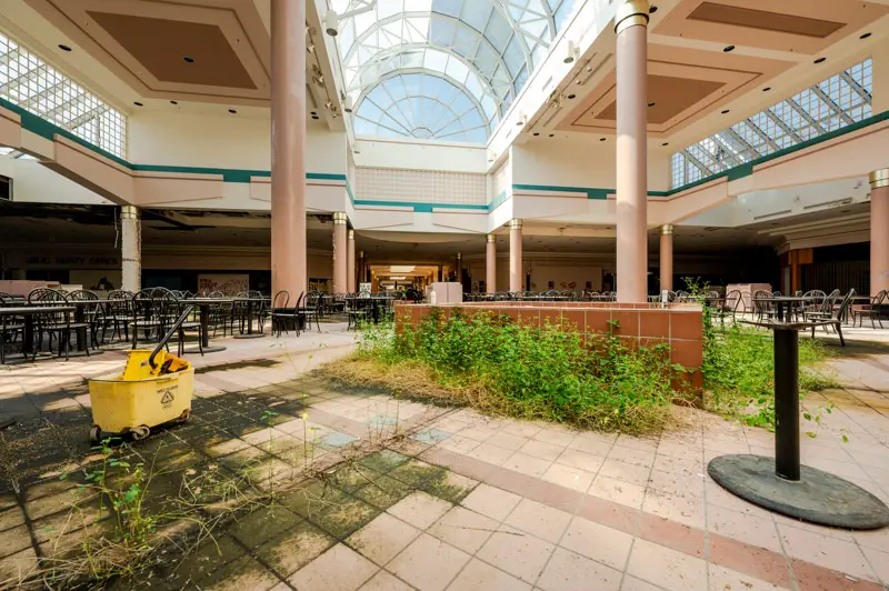 abandoned montgomery mall