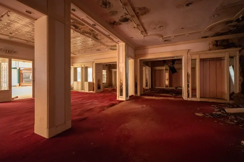 abandoned montgomery mall