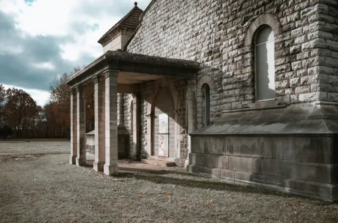 Oaklawn Mausoleum