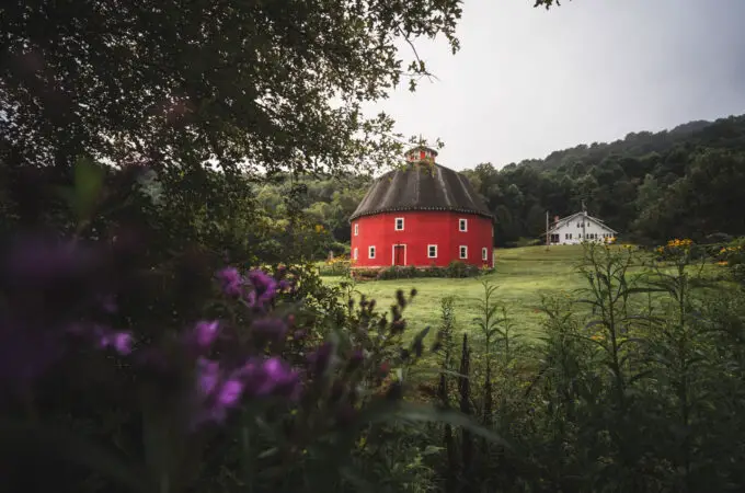 Ohio’s 16-Sided Barn: One of Only Three in the Country