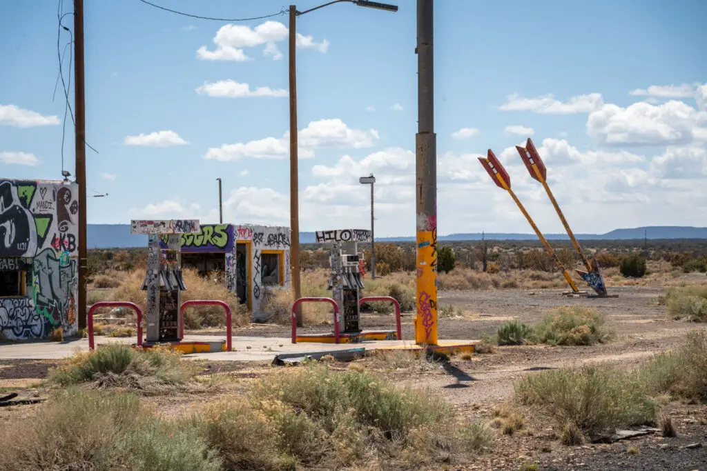 twin arrows trading post in arizona
