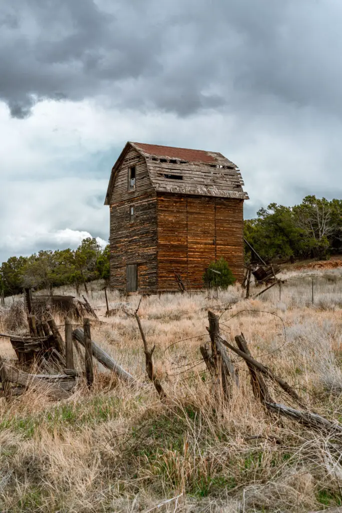 abandoned barn in the ghost town of Verdure Utah