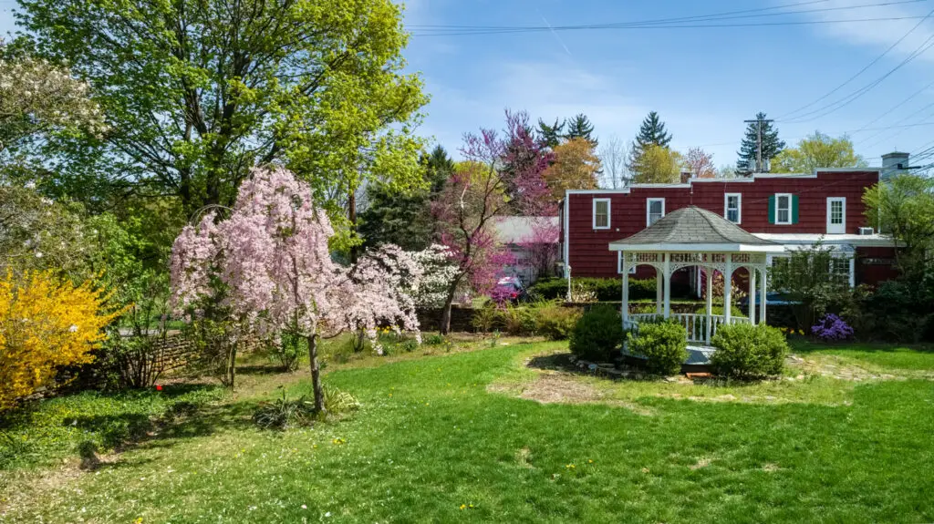 Unionville Tavern Garden