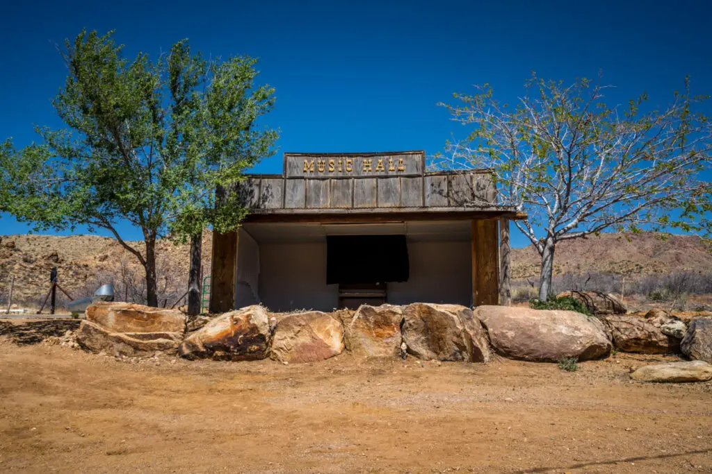 music hall in hackberry arizona