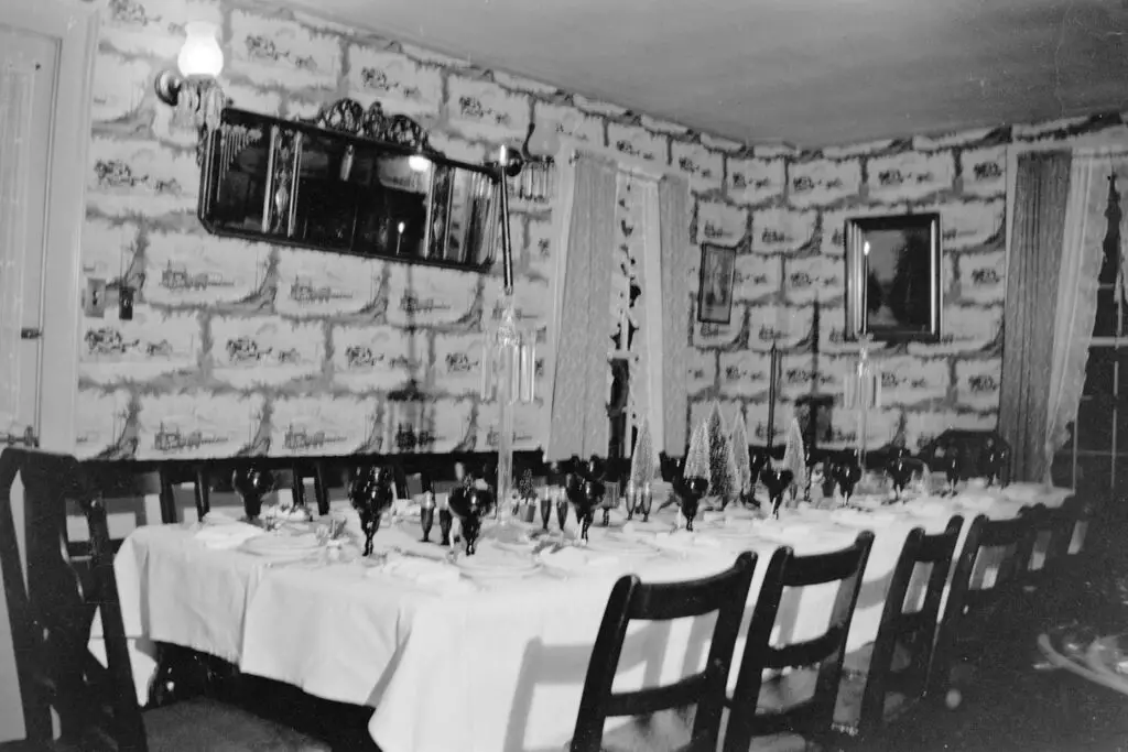 film scan from Unionville Tavern historic photos