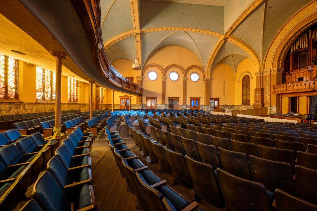 abandoned church in cleveland, ohio